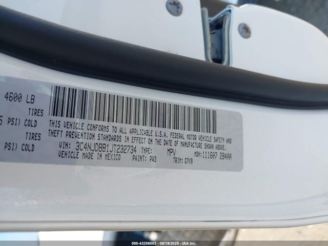 Jeep Compass 2018 3C4NJDBB1JT232734 Image 9