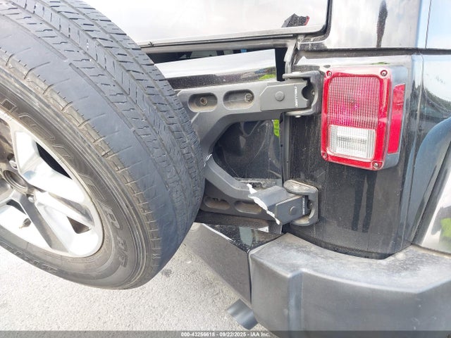 1C4HJWEG1FL714123 Jeep Wrangler