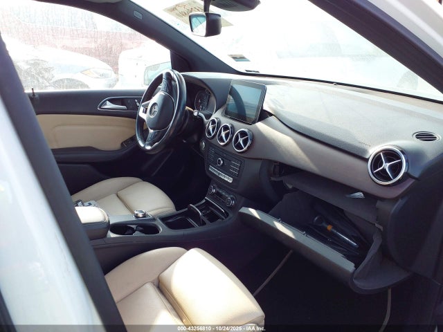 WDDVP9AB5HJ015143 Mercedes-Benz 2017