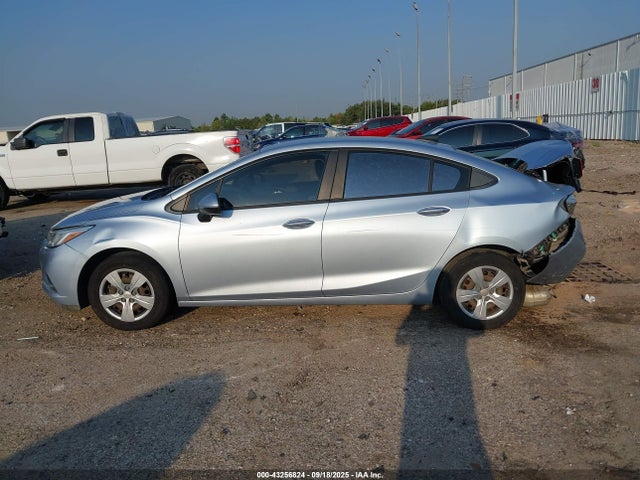 1G1BC5SM2J7105072 Chevrolet le2 -di: direct injection, vvt: variable valve timing, gen, alum