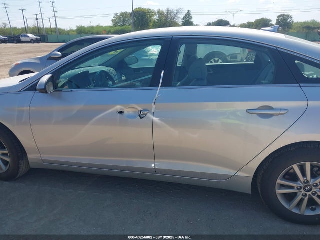 5NPE24AF0HH570315 Hyundai 2017