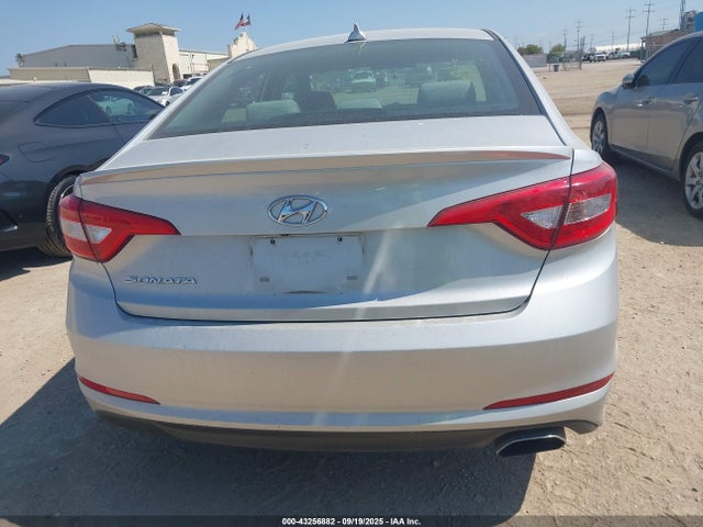 5NPE24AF0HH570315 Hyundai 2017