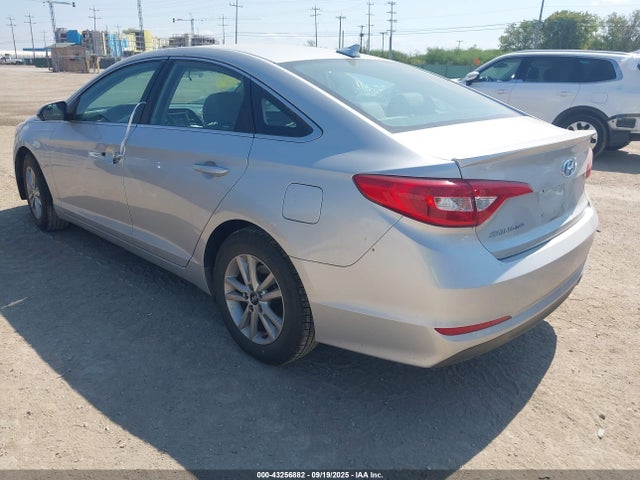 5NPE24AF0HH570315 Hyundai 2017