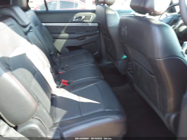1FM5K8GT6GGB95954 Ford Explorer