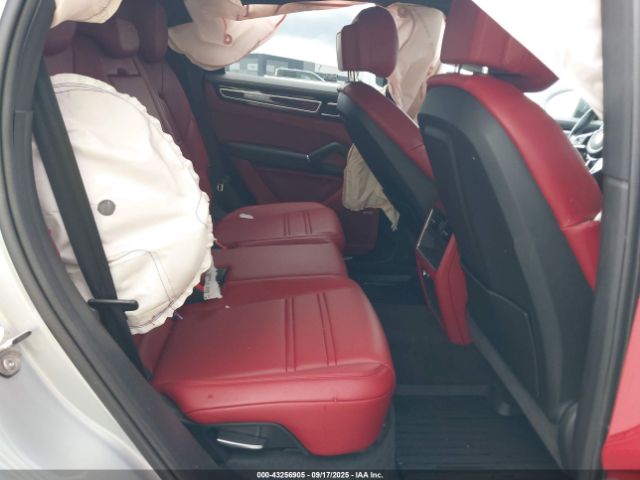 2021 PORSCHE CAYENNE WP1AB2AY1MDA27946 Photo 7