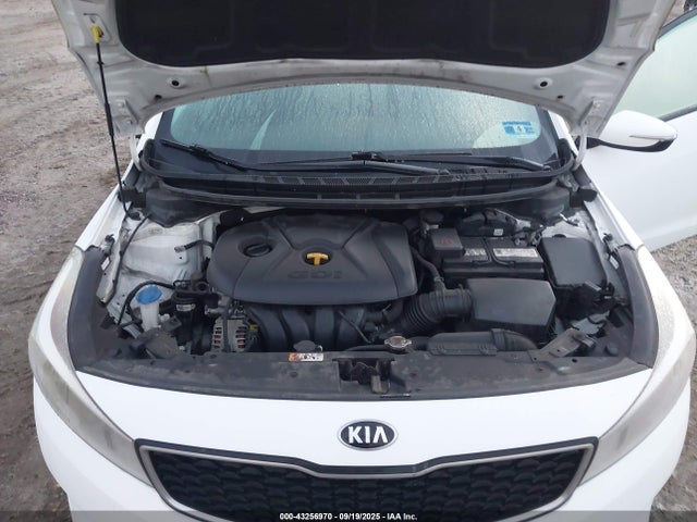 Продажа на аукционе авто 2017 Kia Forte Lx, vin: KNAFK5A82H5727139, номер лота: 43256970