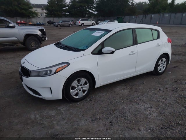 Продажа на аукционе авто 2017 Kia Forte Lx, vin: KNAFK5A82H5727139, номер лота: 43256970