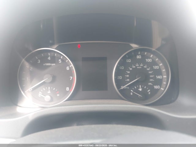 5NPD84LF8HH023767 Hyundai Elantra