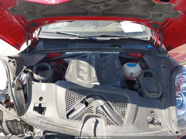 2017 PORSCHE MACAN WP1AF2A52HLB61709 Photo 9