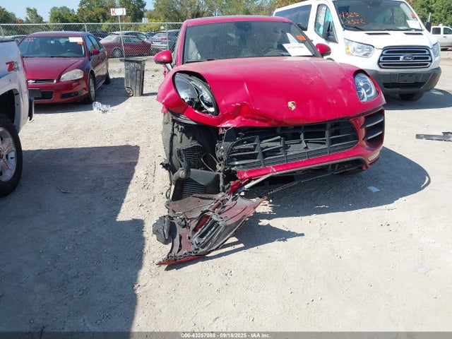 2017 PORSCHE MACAN WP1AF2A52HLB61709 Photo 5