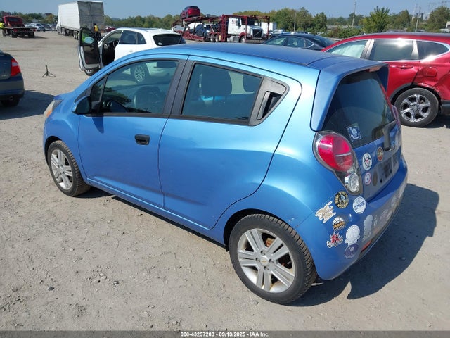 Chevrolet ll0 2014 KL8CA6S94EC439810 Image 3