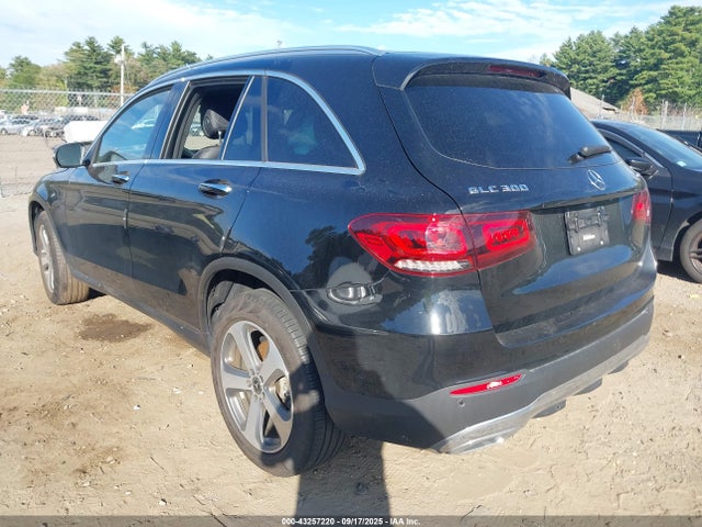 W1N0G8EB7NV399609 Mercedes-Benz Glc 300 4matic Suv