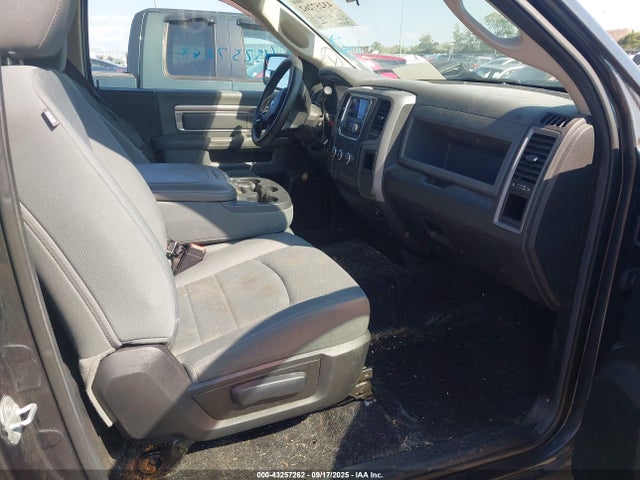 3C6JR6AT7EG132057 RAM 1500