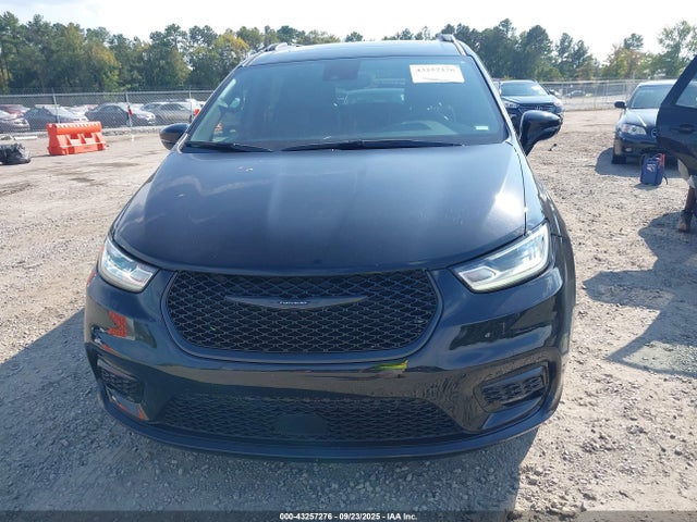 Chrysler Pacifica 2025 2C4RC1GG2SR524475 Image 12