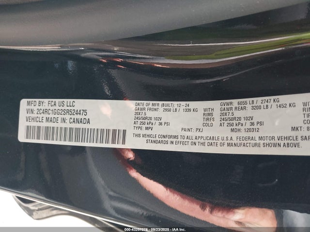 Chrysler Pacifica 2025 2C4RC1GG2SR524475 Image 9