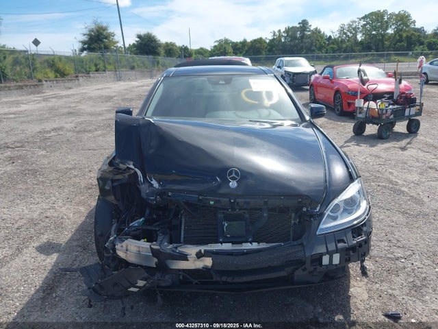 2011 Mercedes-benz S 550 მანქანა იყიდება აუქციონზე, vin: WDDNG7BB2BA377411, აუქციონის ნომერი: 43257310
