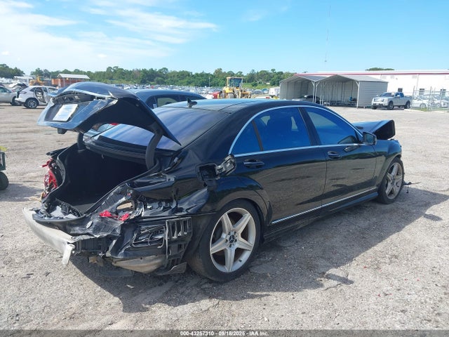 2011 Mercedes-benz S 550 მანქანა იყიდება აუქციონზე, vin: WDDNG7BB2BA377411, აუქციონის ნომერი: 43257310