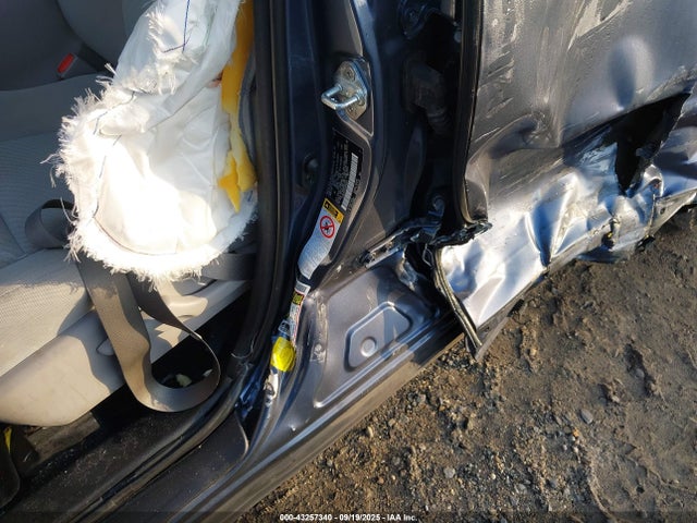 Aukcja sprzedaży 2018 Toyota Highlander Le, vin: 5TDBZRFH3JS889441, numer aukcji: 43257340