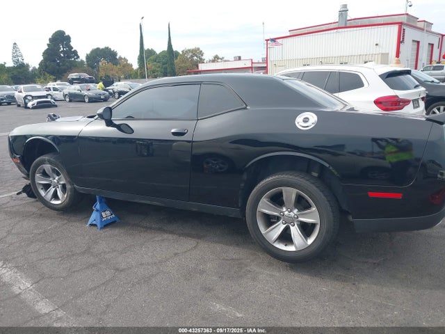 Dodge Challenger 2018 2C3CDZAG2JH328328 Image 14