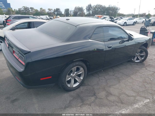 Dodge Challenger 2018 2C3CDZAG2JH328328 Image 4