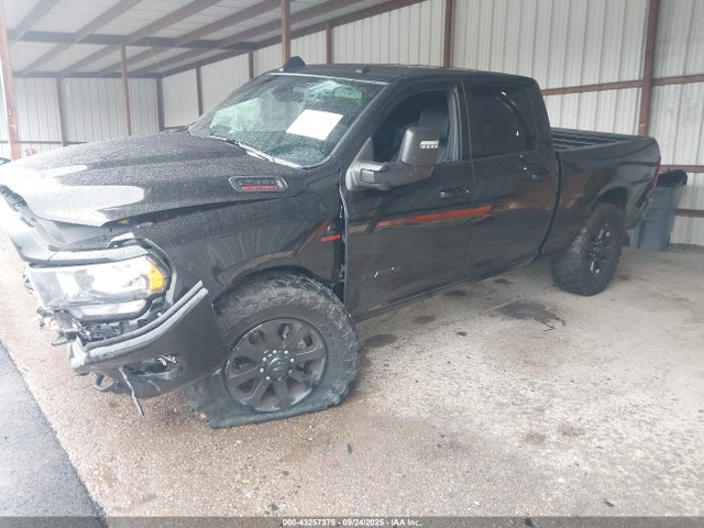 3C6UR5DL0RG388291 RAM 2500 Big Horn 4x4 6&#039;4 Box