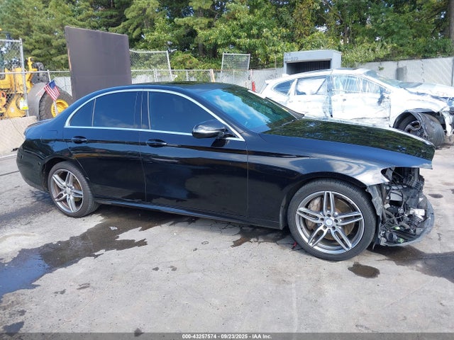 2017 Mercedes-benz E 300 მანქანა იყიდება აუქციონზე, vin: WDDZF4JB5HA039823, აუქციონის ნომერი: 43257574