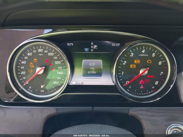 2017 Mercedes-benz E 300 მანქანა იყიდება აუქციონზე, vin: WDDZF4JB5HA039823, აუქციონის ნომერი: 43257574