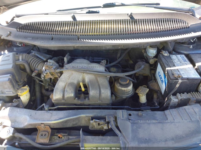 Aukcja sprzedaży 2002 Chrysler Voyager, vin: 1C8GJ25B02B668842, numer aukcji: 43257744