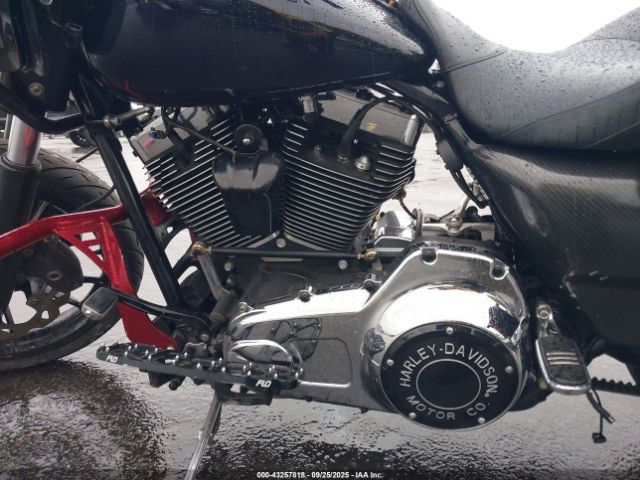 2016 HARLEY-DAVIDSON FLTRX 1HD1KHM13GB667805 Photo 8