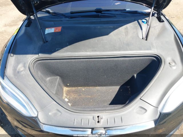 2017 TESLA MODEL S 5YJSA1E44HF184024 Photo 9