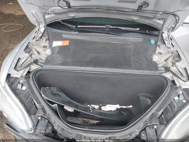 2017 TESLA MODEL S 5YJSA1E2XHF197827 Photo 9