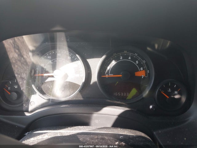 1C4NJDBB7FD376799 Jeep Compass
