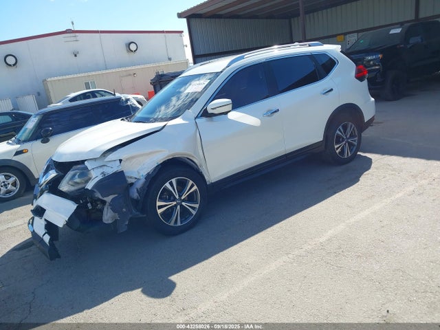JN8AT2MT0KW256736 Nissan Rogue
