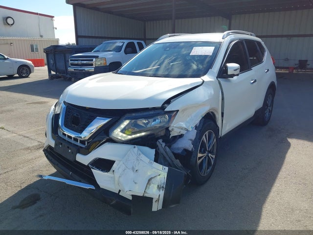 JN8AT2MT0KW256736 Nissan Rogue