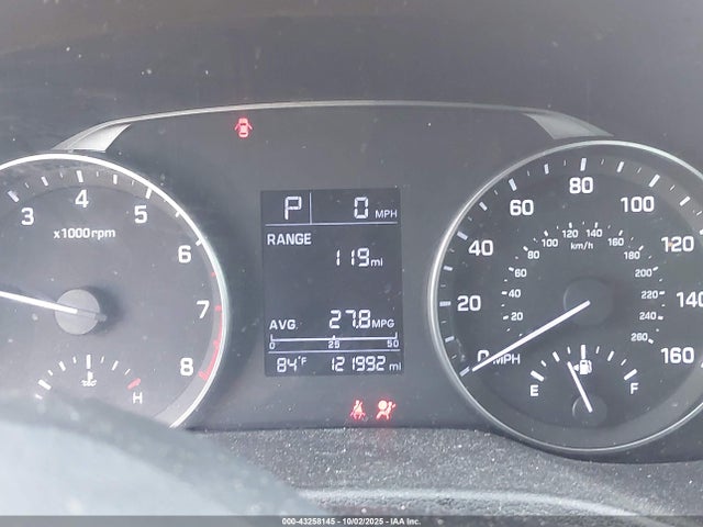 Hyundai 2017 2017 5NPD84LF4HH085294 Image 7