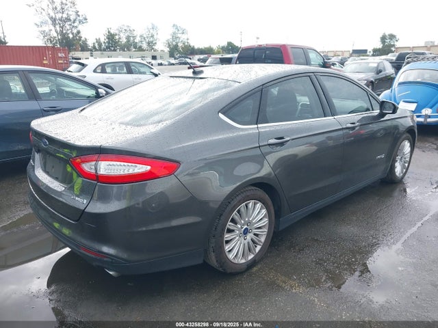 Ford Fusion Hybrid S 2016 3FA6P0UU2GR405702 Image 4