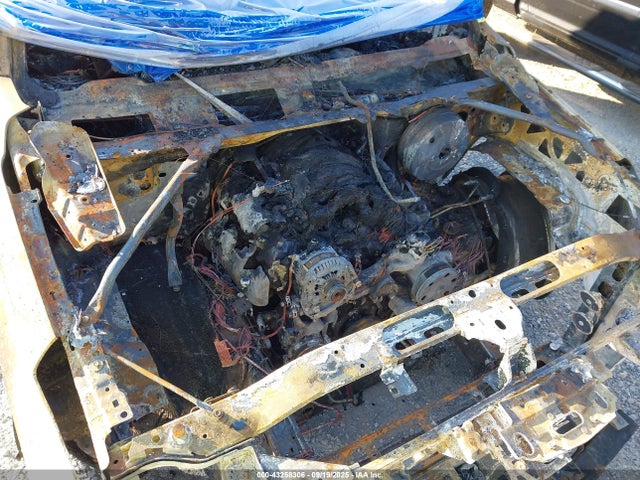 2015 CADILLAC ESCALADE 1GYS3CKJ0FR161034 Photo 9