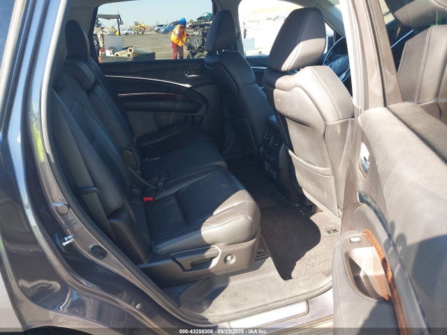 5J8YD4H58JL008735 Acura j35y5