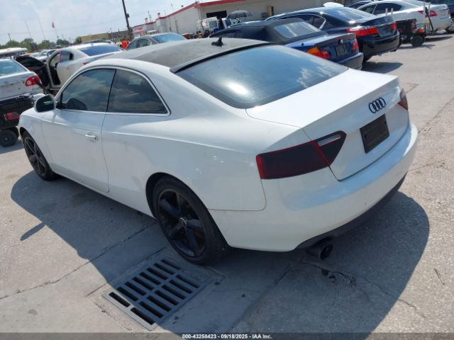 2009 AUDI A5 WAUDK78T89A021976 Photo 2