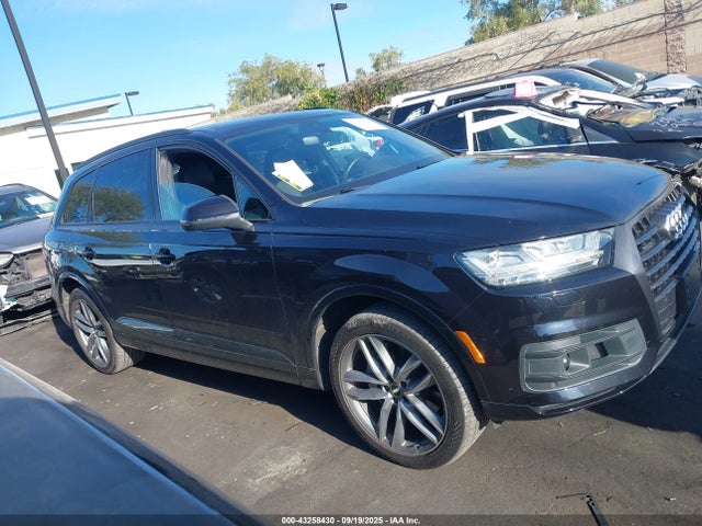 WA1VAAF71HD043290 Audi 2017