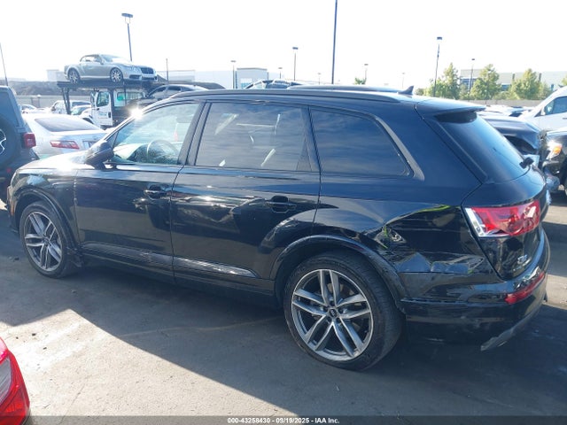 WA1VAAF71HD043290 Audi 2017