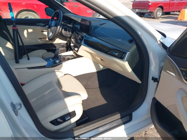 2019 BMW 530I WBAJA5C52KG901223 Photo 4