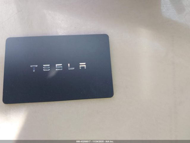 2025 TESLA MODEL Y 7SAYGDEE0SA370590 Photo 10