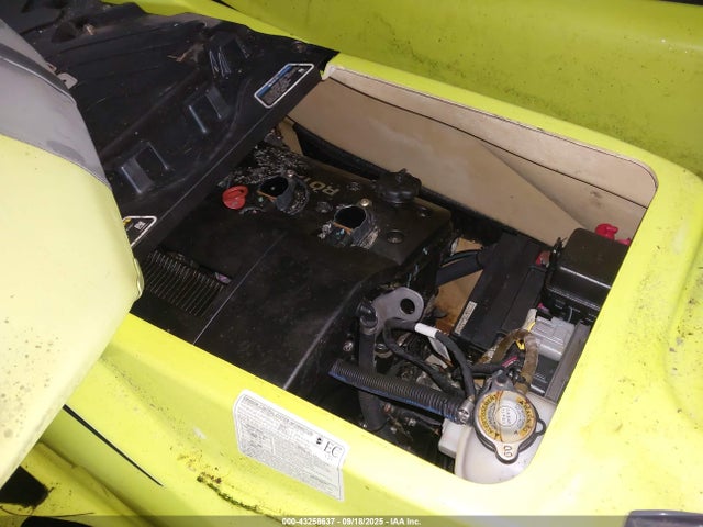 2019 SEADOO RXT-X 300 YDV06933K819 Photo 9