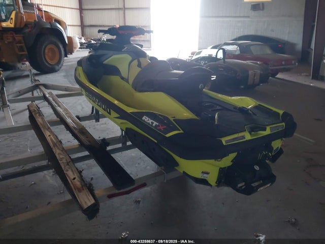 2019 SEADOO RXT-X 300 YDV06933K819 Photo 2