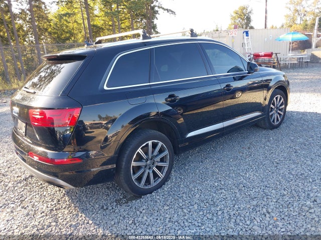 2019 AUDI Q7 WA1AAAF74KD006501 Photo 3