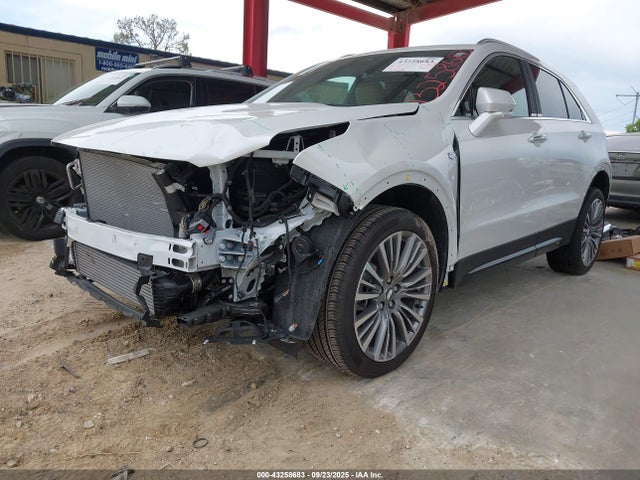 2024 CADILLAC XT4 1GYFZCR4XRF100845 Photo 1