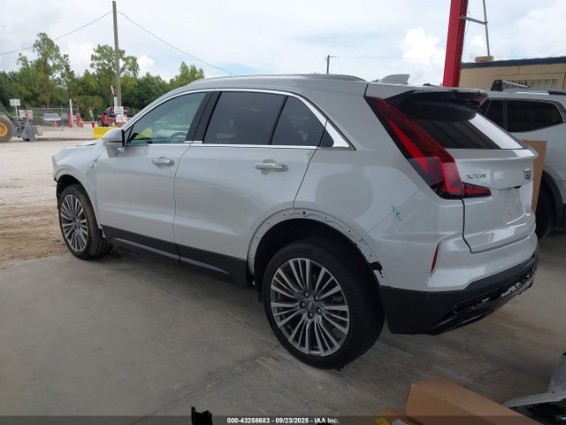 2024 CADILLAC XT4 1GYFZCR4XRF100845 Photo 2