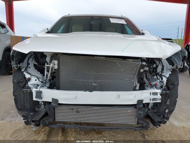 2024 CADILLAC XT4 1GYFZCR4XRF100845 Photo 5