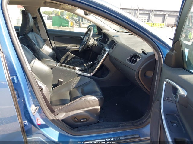 Volvo S60 T5 2014 YV1612FS0E2273313 Image 5